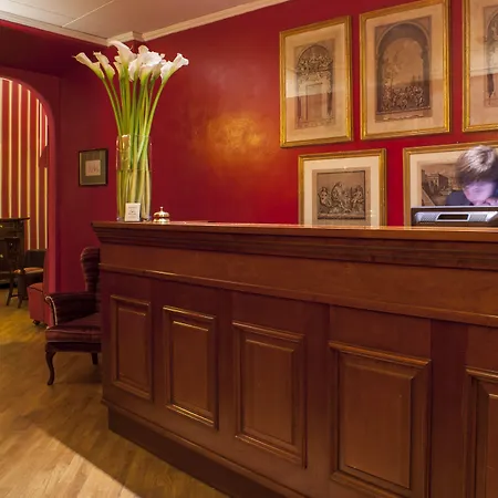 Mate Collection Isabella, 호텔