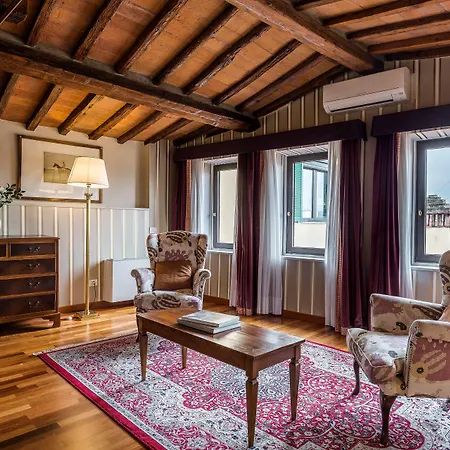 Mate Collection Isabella, Hotell 4*