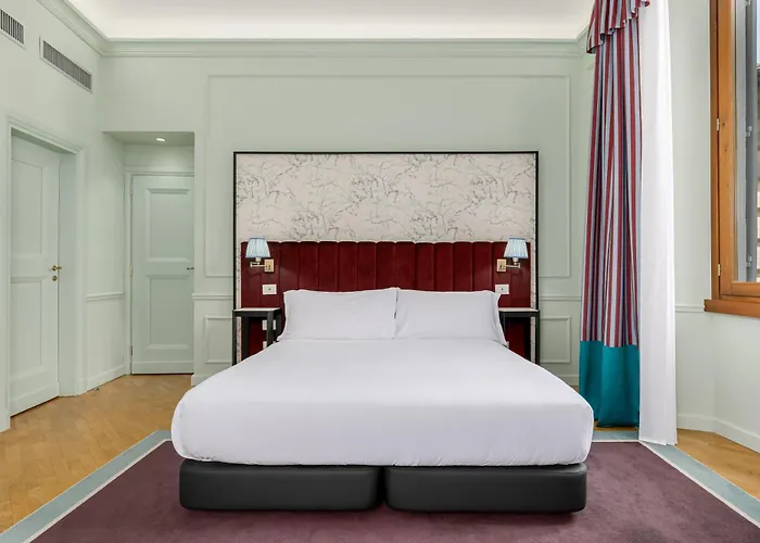 Mate Collection Isabella, 4*