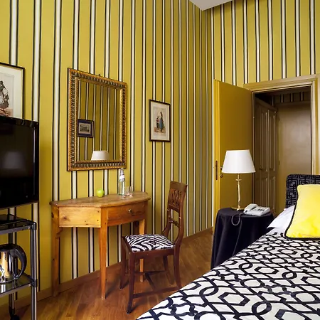 Mate Collection Isabella, Hotel